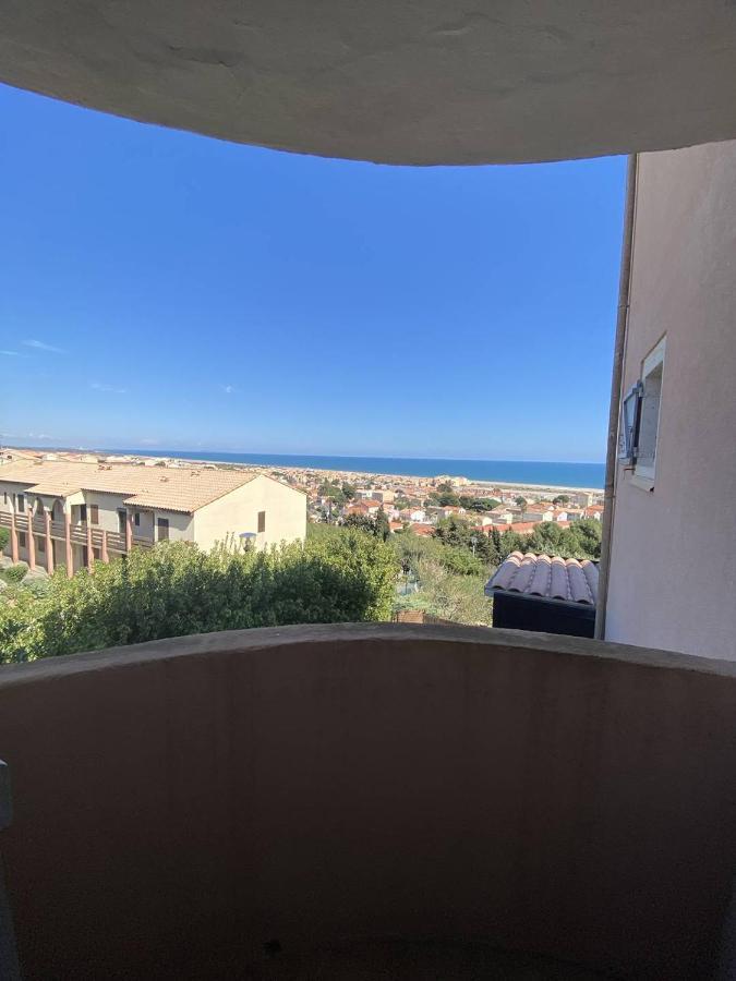 Appartement T3 Avec Terrasse Donnant Sur La Mer Sur Saint Pierre La Mer Ngoại thất bức ảnh